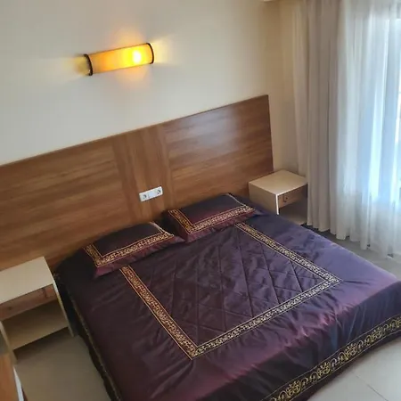 Royal Apartments Penthouse * Кушадасы