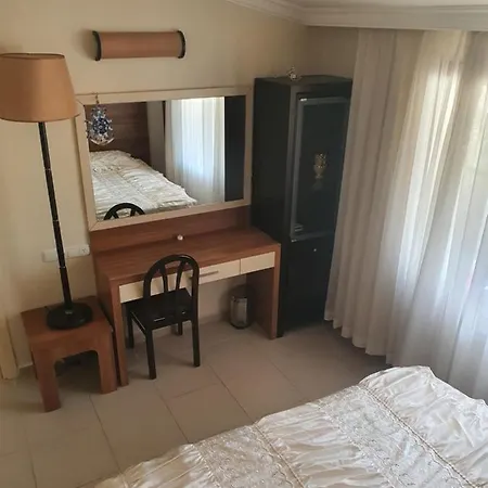 Проживание в семье Royal Apartments Penthouse